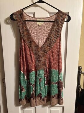 Maeve V-Neck Sleeveless Top